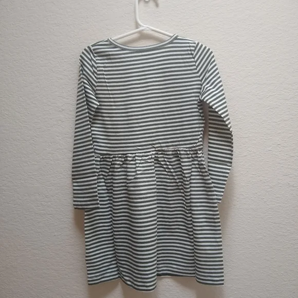 Carter's 2 Pack Jersey Dresses 4t - Picture 8 of 8